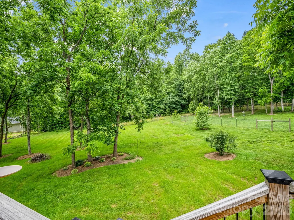 100 Walt Drive Hendersonville NC 28792