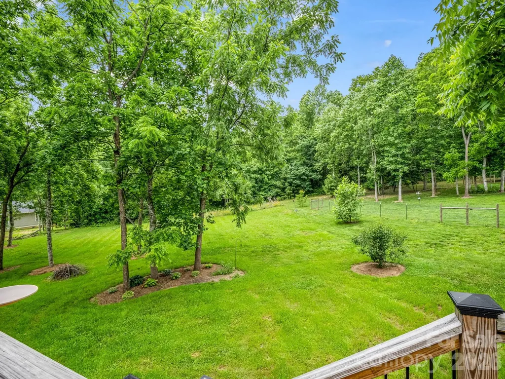 100 Walt Drive Hendersonville NC 28792