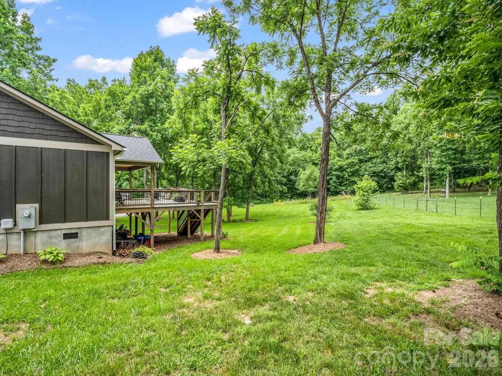 100 Walt Drive Hendersonville NC 28792