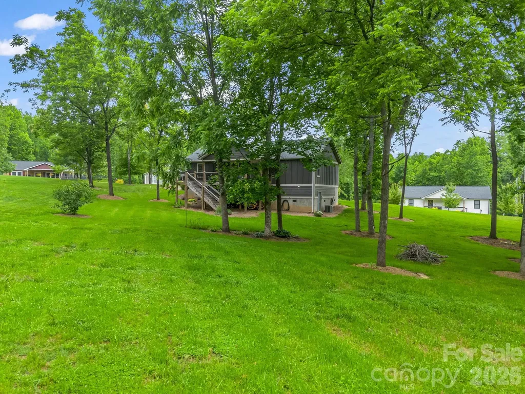 100 Walt Drive Hendersonville NC 28792