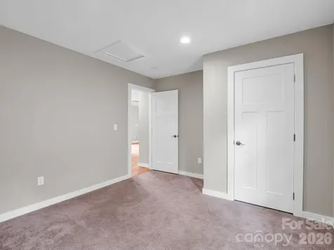 100 Walt Drive Hendersonville NC 28792