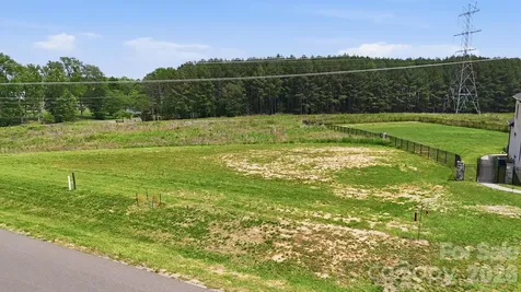 2017 Boswell Way Weddington NC 28104