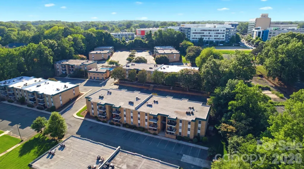 4739 Hedgemore Drive Charlotte NC 28209