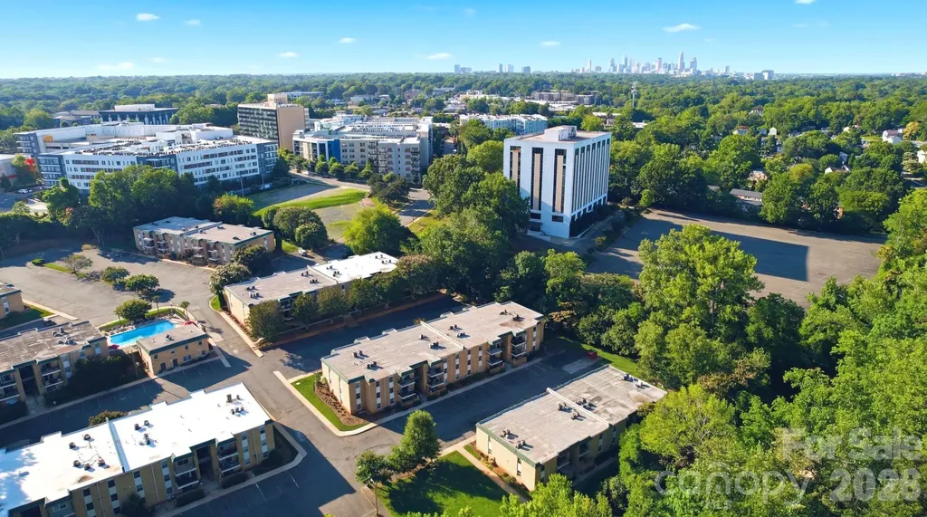 4739 Hedgemore Drive Charlotte NC 28209