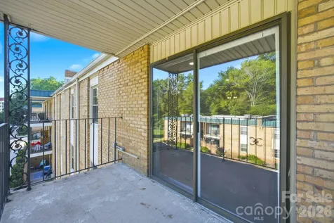 4739 Hedgemore Drive Charlotte NC 28209