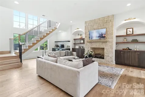 3333 Anson Street Charlotte NC 28209