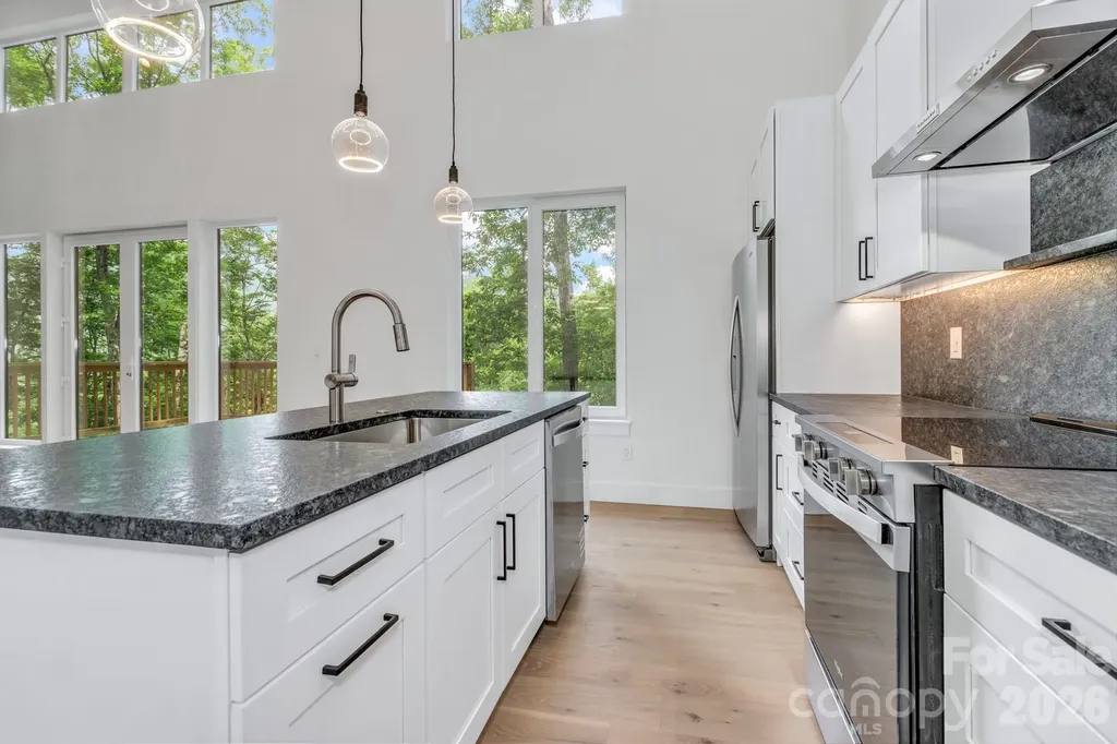 50 Sleeping Bear Ridge Maggie Valley NC 28751