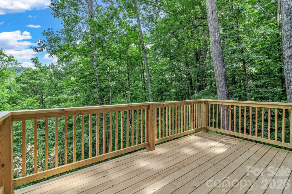 50 Sleeping Bear Ridge Maggie Valley NC 28751