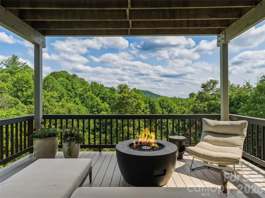 47 Garland Drive Asheville NC 28804