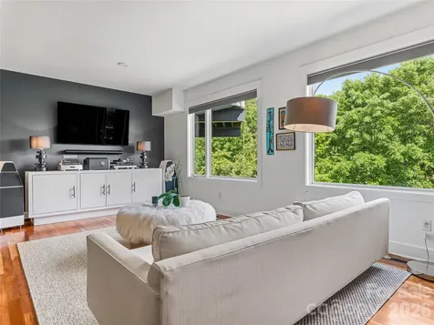 47 Garland Drive Asheville NC 28804