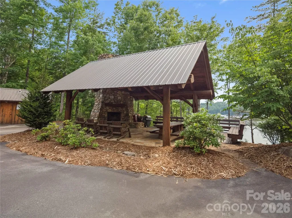 23 Anchor Drive Nebo NC 28761