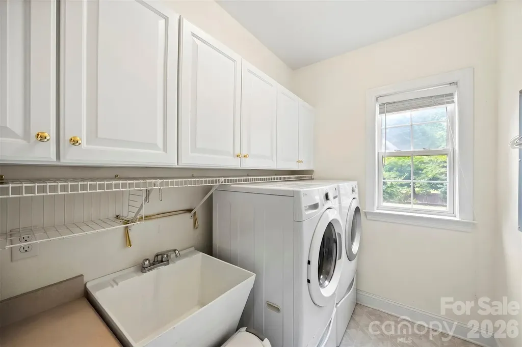 1845 Mountain Trail Drive Charlotte NC 28214