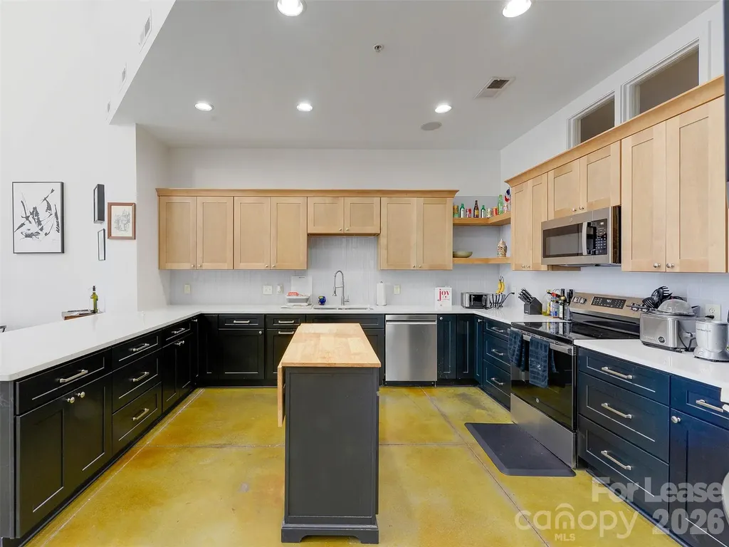909 Westmere Avenue Charlotte NC 28208