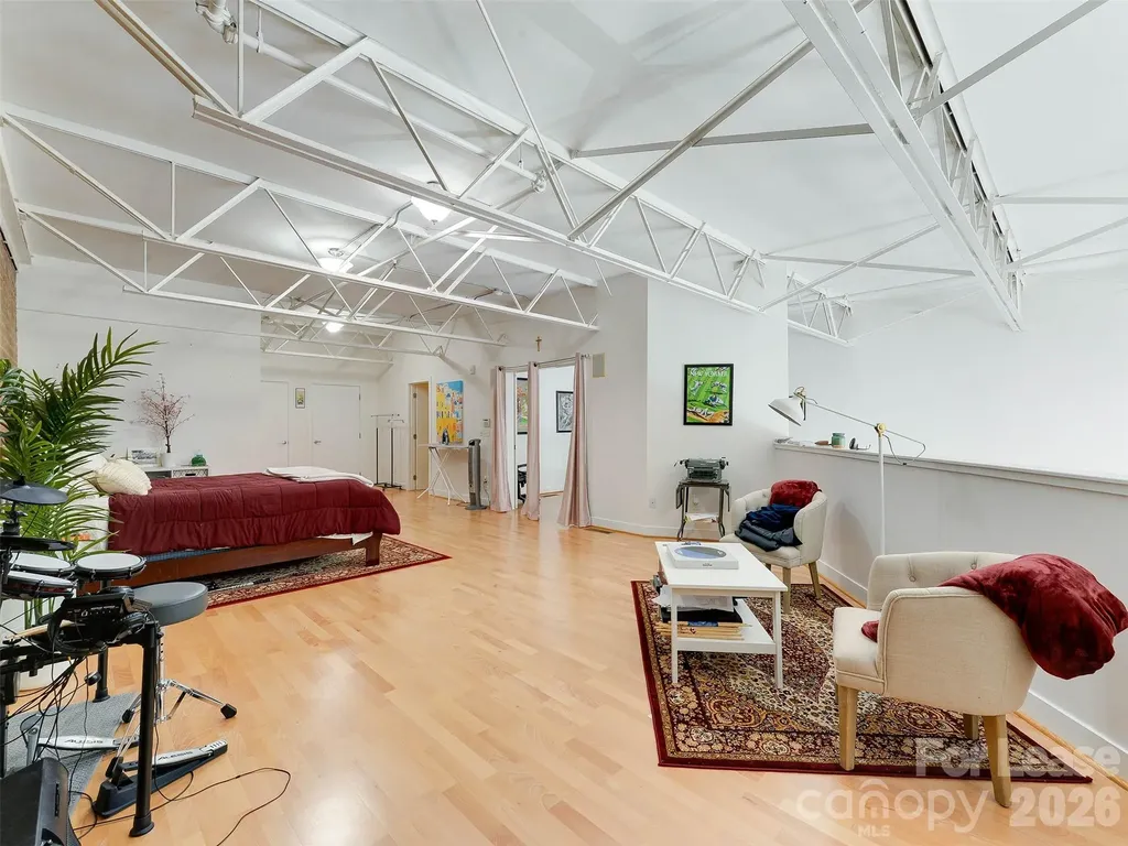 909 Westmere Avenue Charlotte NC 28208