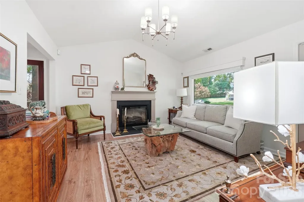 4431 Garris Road Charlotte NC 28209