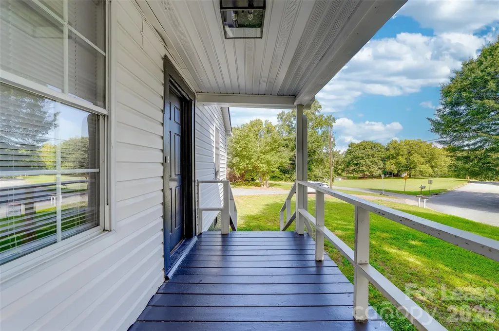 452 13th Avenue NE Hickory NC 28601