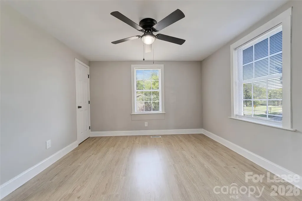 452 13th Avenue NE Hickory NC 28601
