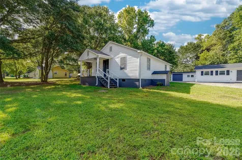452 13th Avenue NE Hickory NC 28601