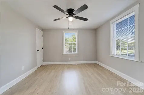 452 13th Avenue NE Hickory NC 28601