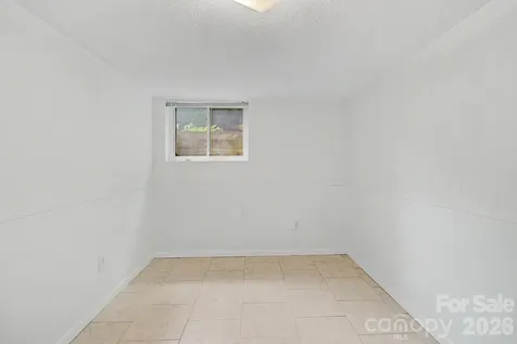 22 Mayfair Drive Candler NC 28715