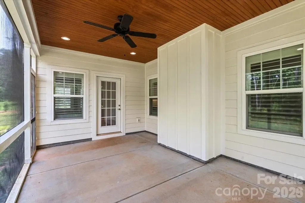 7575 Deer Track Drive Denver NC 28037