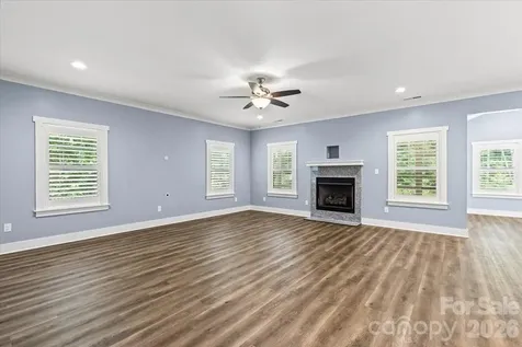 7575 Deer Track Drive Denver NC 28037