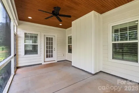 7575 Deer Track Drive Denver NC 28037