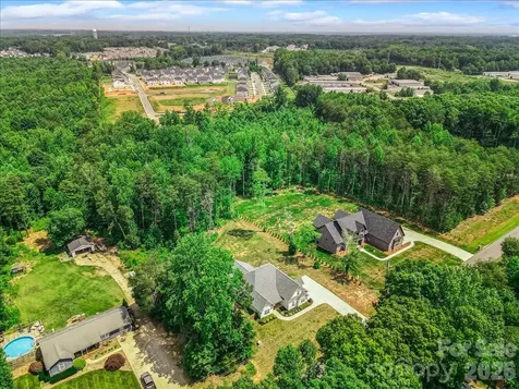 7575 Deer Track Drive Denver NC 28037