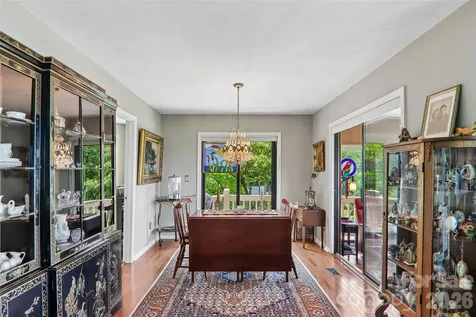 138 Woodbridge Drive Laurel Park NC 28739