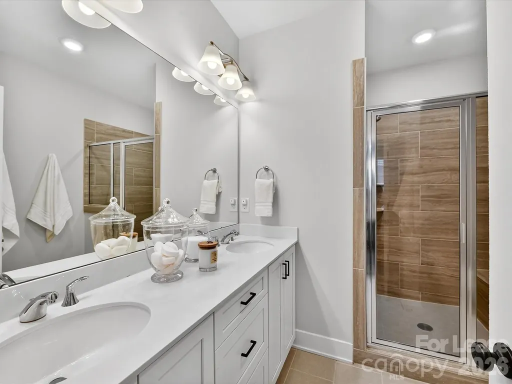 2024 Terwilliger Terrace Charlotte NC 28203