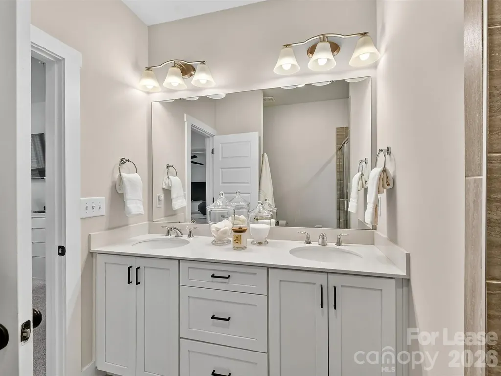 2024 Terwilliger Terrace Charlotte NC 28203