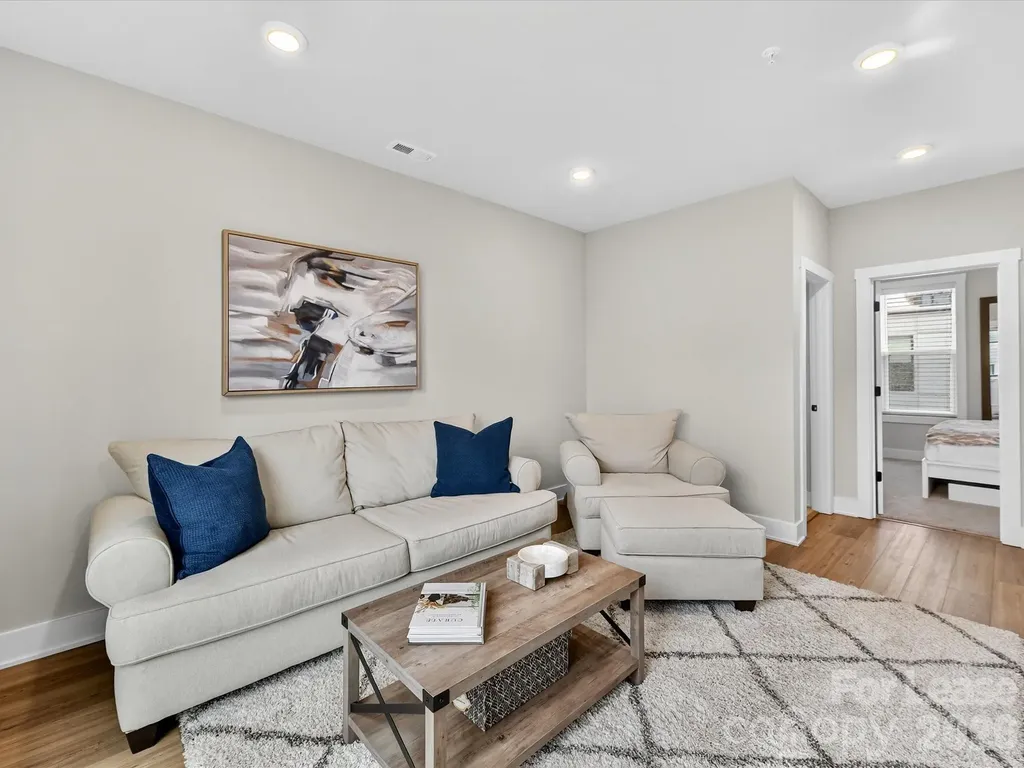 2024 Terwilliger Terrace Charlotte NC 28203