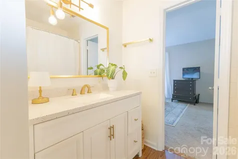 8159 Circle Tree Lane Charlotte NC 28277