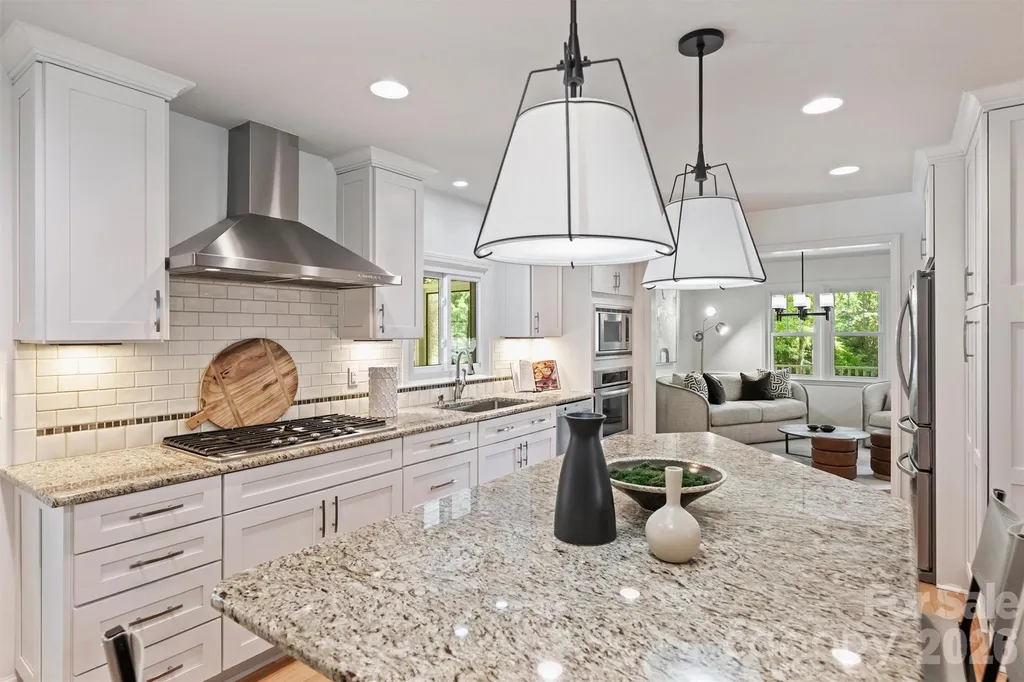 1506 Wandering Way Drive Charlotte NC 28226