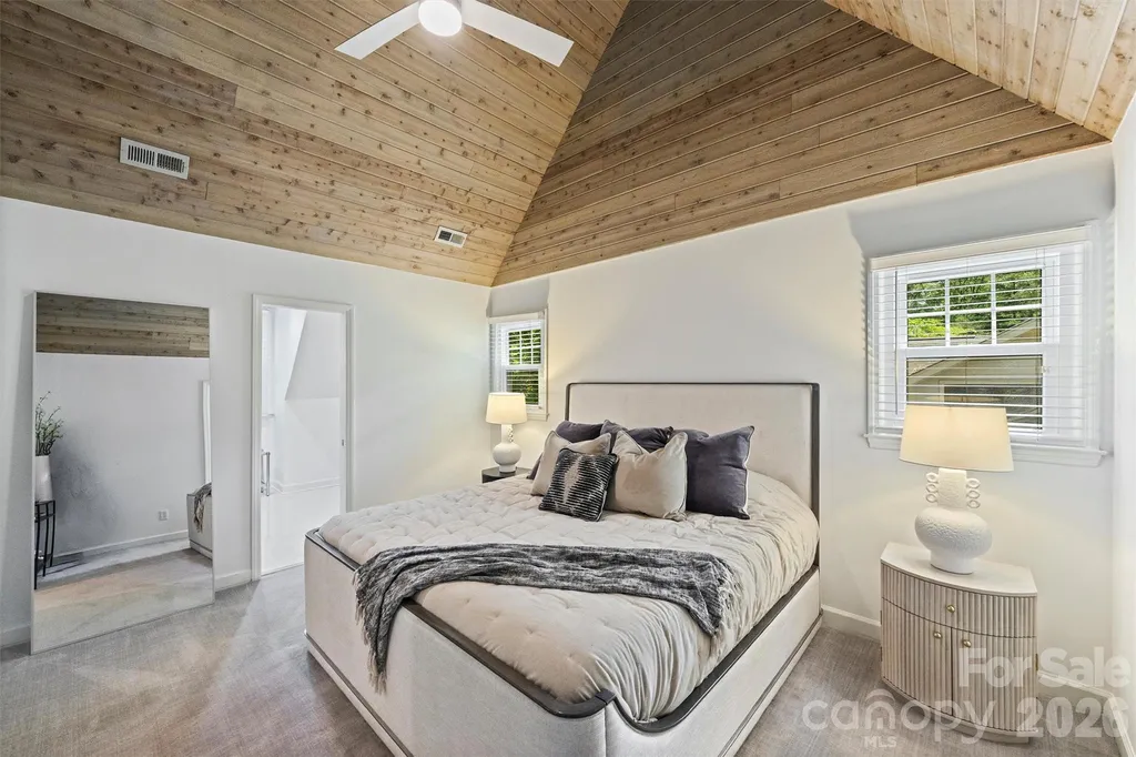 1506 Wandering Way Drive Charlotte NC 28226