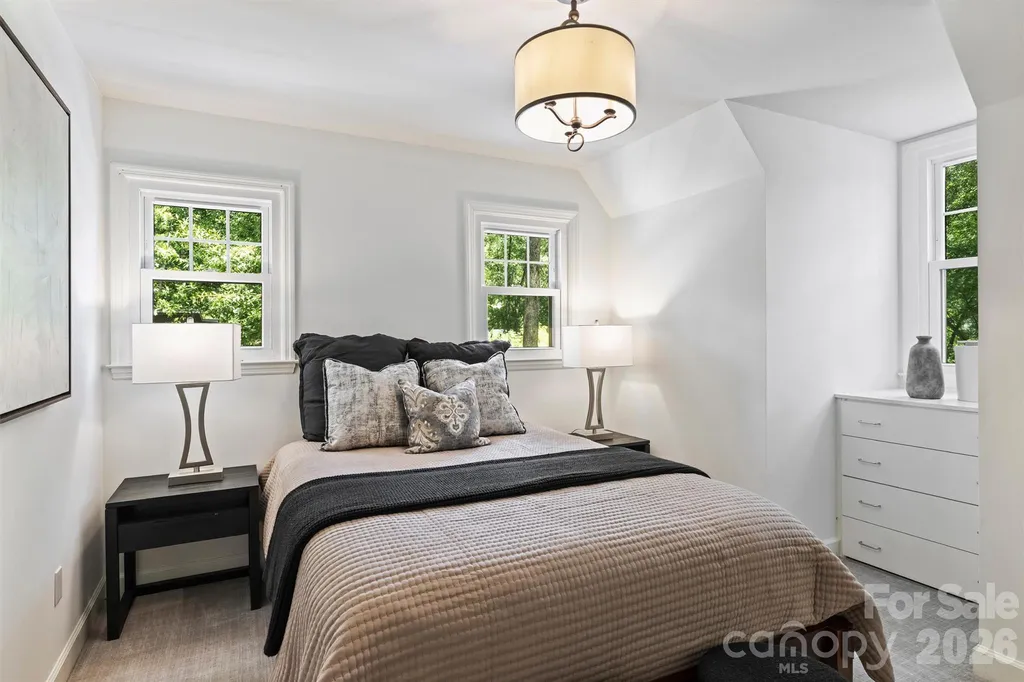 1506 Wandering Way Drive Charlotte NC 28226