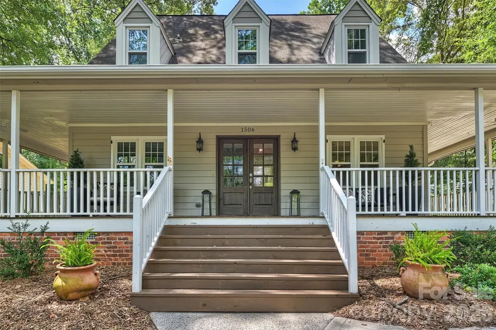 1506 Wandering Way Drive Charlotte NC 28226