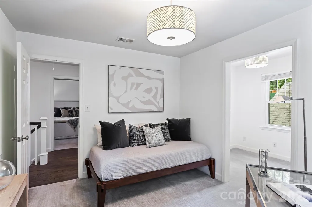 1506 Wandering Way Drive Charlotte NC 28226