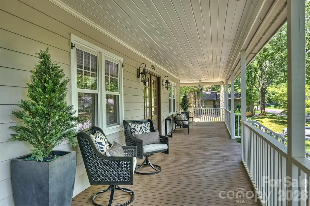 1506 Wandering Way Drive Charlotte NC 28226