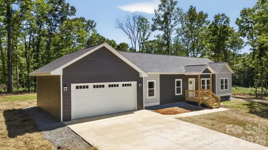 159 Evenfall Lane Columbus NC 28722