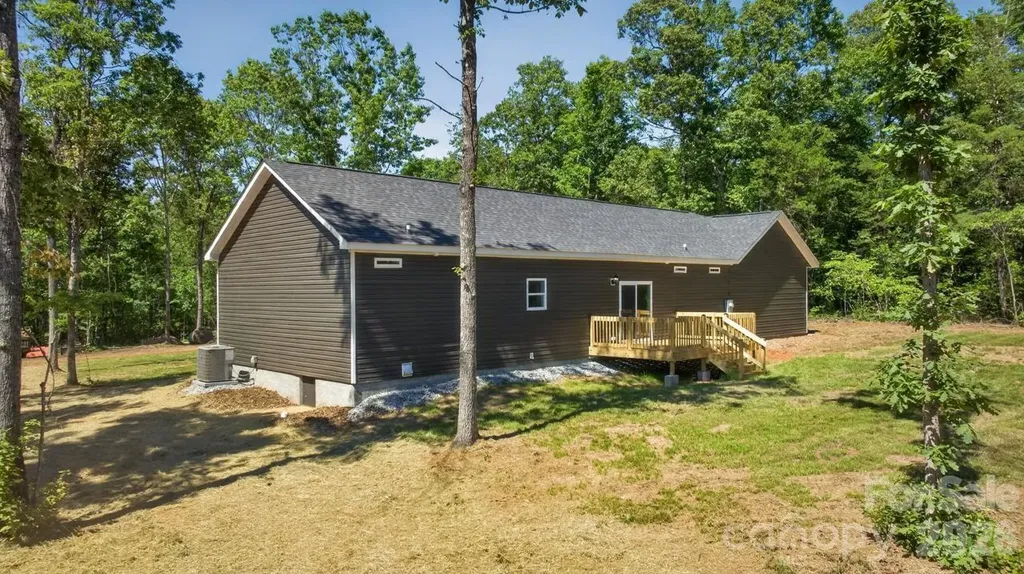 159 Evenfall Lane Columbus NC 28722