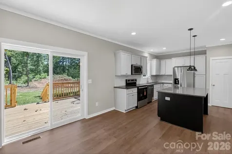 159 Evenfall Lane Columbus NC 28722