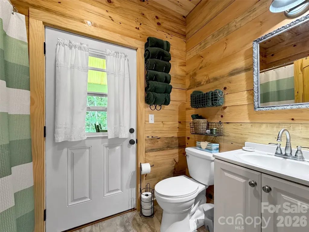 85 Lady Slipper Trail Hot Springs NC 28743
