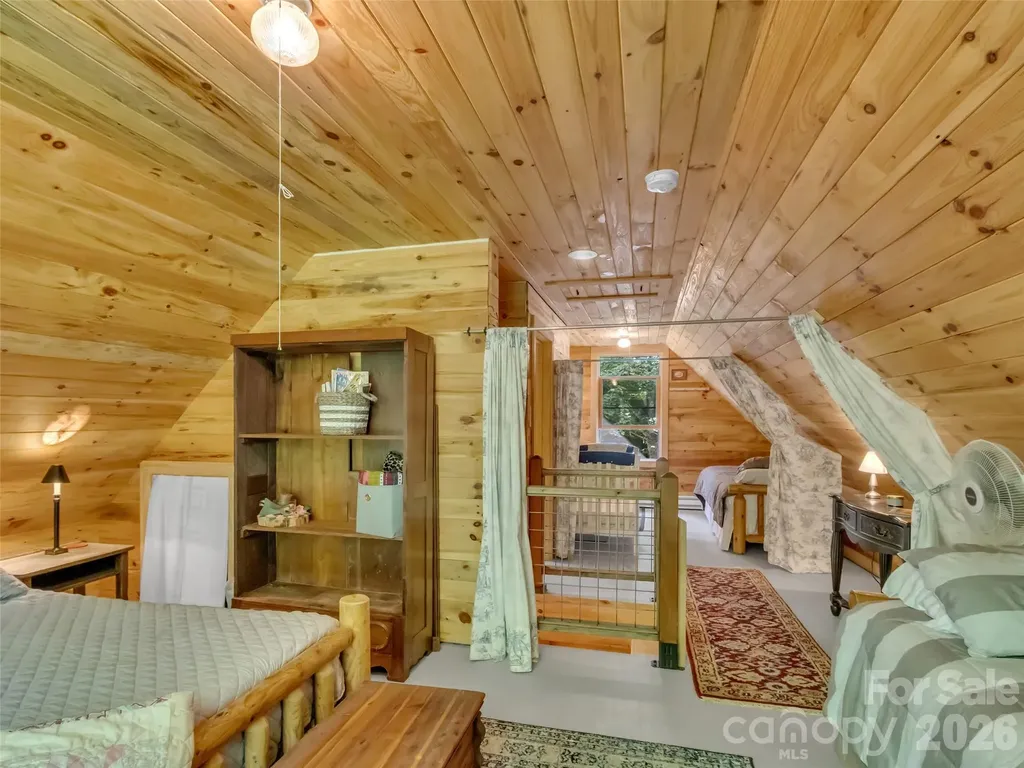 85 Lady Slipper Trail Hot Springs NC 28743