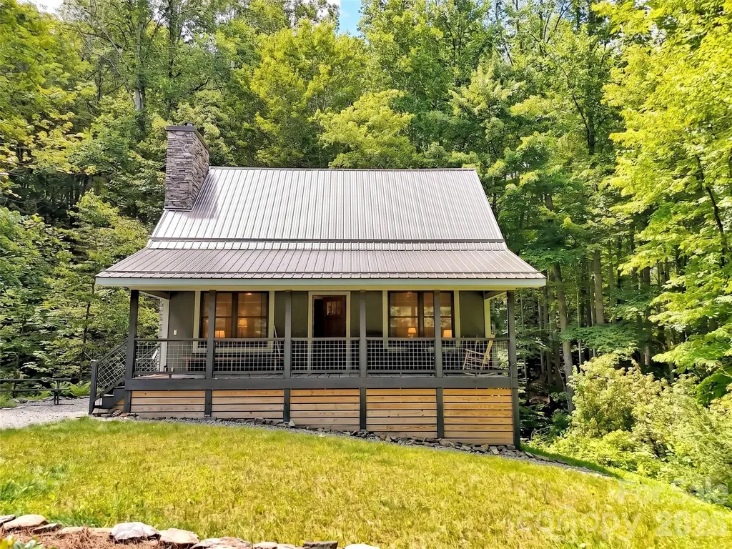 85 Lady Slipper Trail Hot Springs NC 28743