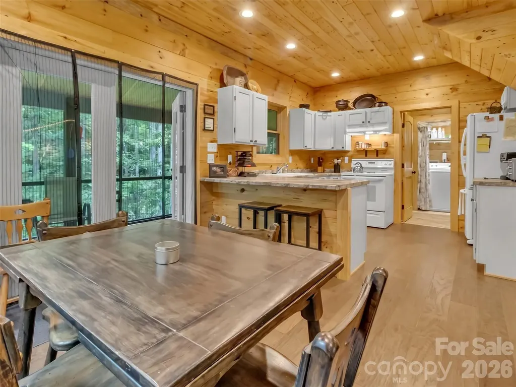 85 Lady Slipper Trail Hot Springs NC 28743
