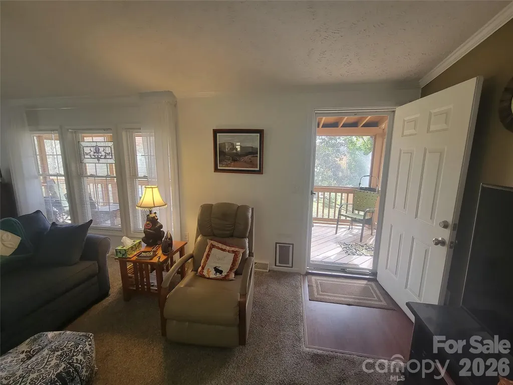 131 Dahlia Lane Waynesville NC 28785
