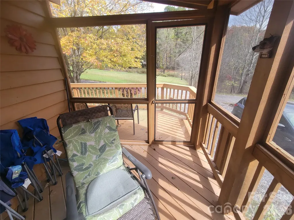 131 Dahlia Lane Waynesville NC 28785