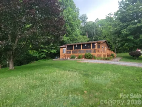 131 Dahlia Lane Waynesville NC 28785
