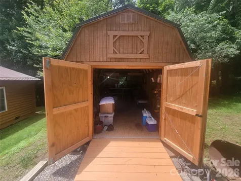 131 Dahlia Lane Waynesville NC 28785